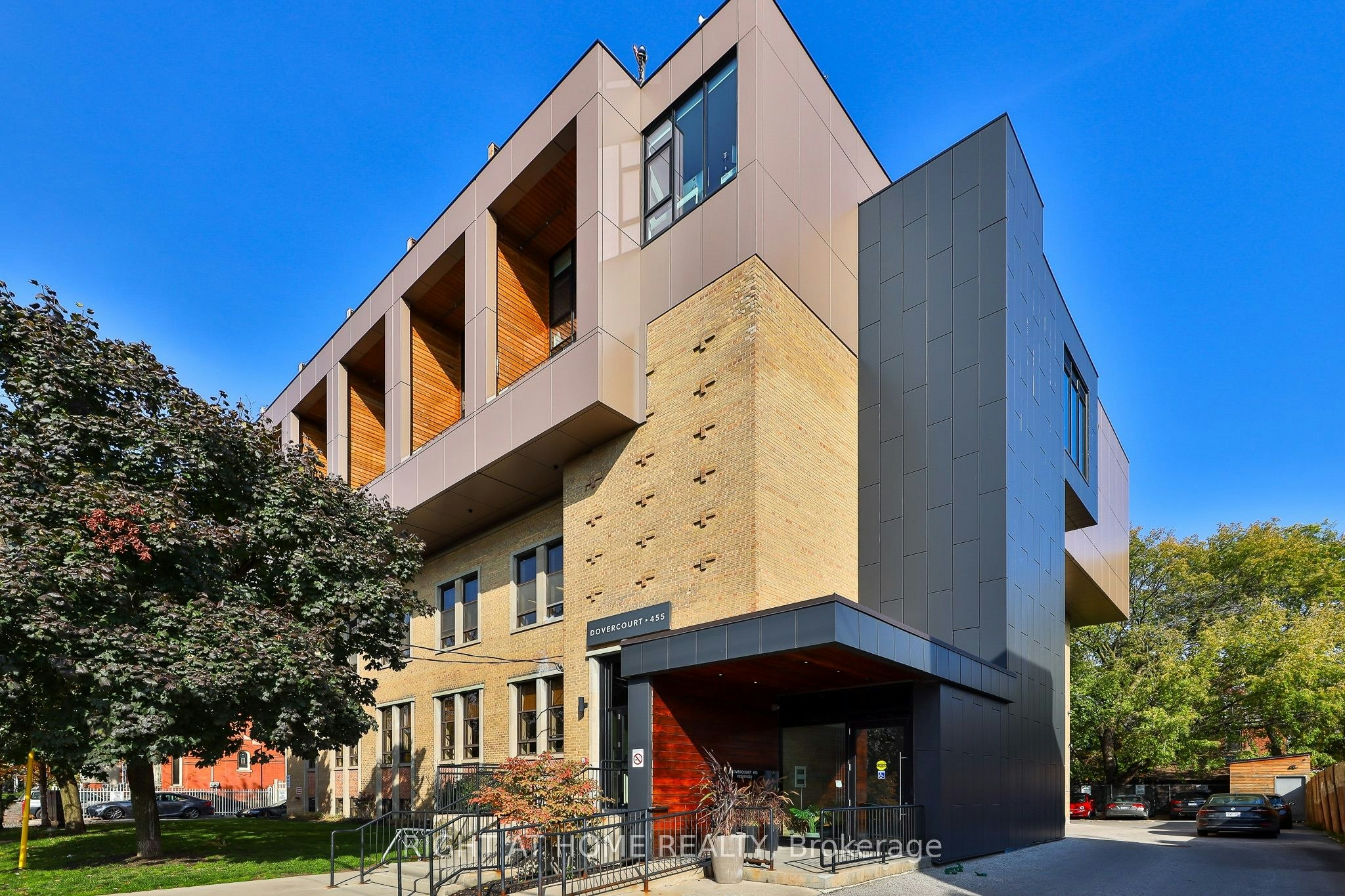 9-455 Dovercourt Road, Toronto, ON, M6H 2W3