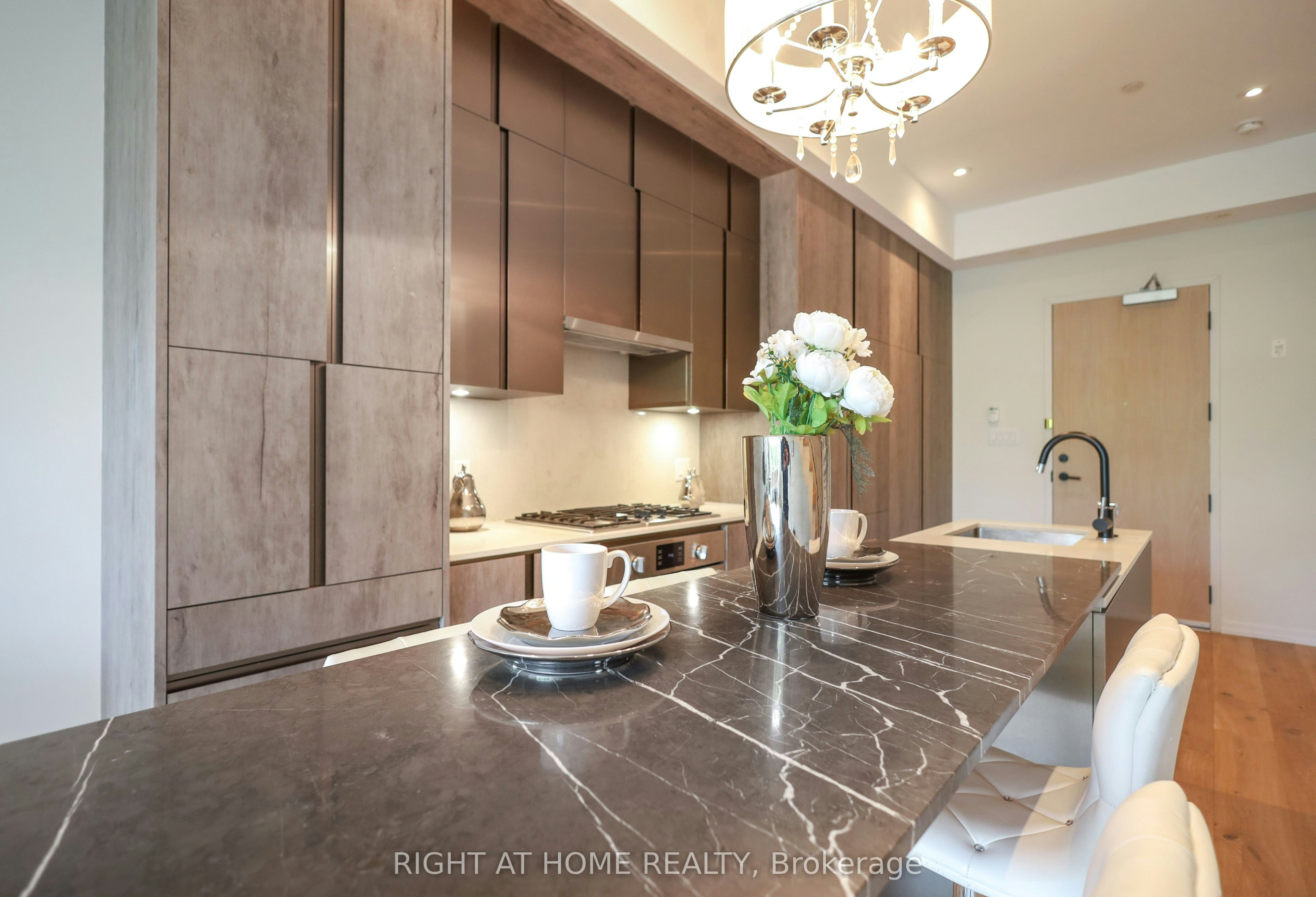 9-455 Dovercourt Road, Toronto, ON, M6H 2W3 - 3