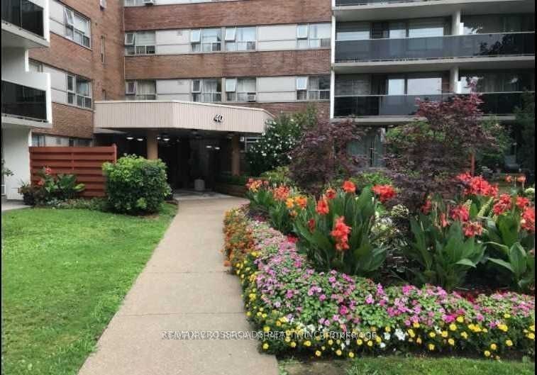 203-40 Sunrise Avenue, Toronto, ON, M4A 2R4