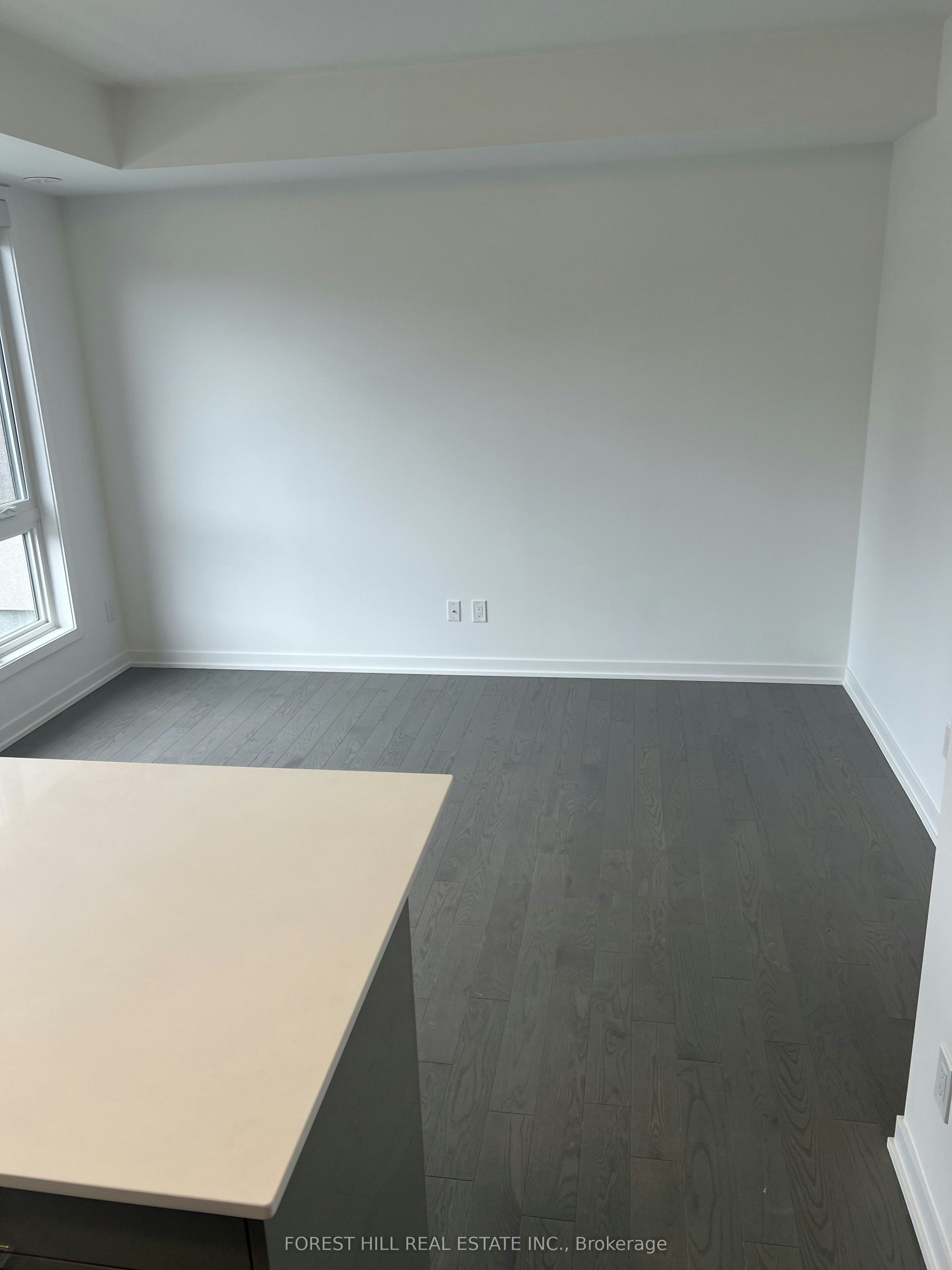 7-14 Marquette Avenue, Toronto, ON, M6A 0E1 - 4