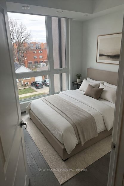 7-14 Marquette Avenue, Toronto, ON, M6A 0E1 - 8