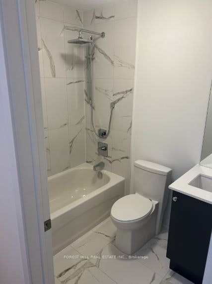 7-14 Marquette Avenue, Toronto, ON, M6A 0E1 - 12