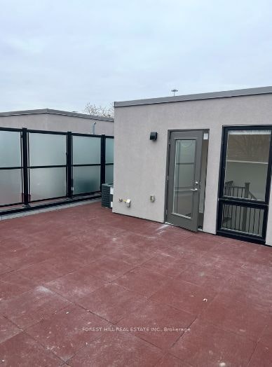 7-14 Marquette Avenue, Toronto, ON, M6A 0E1 - 15