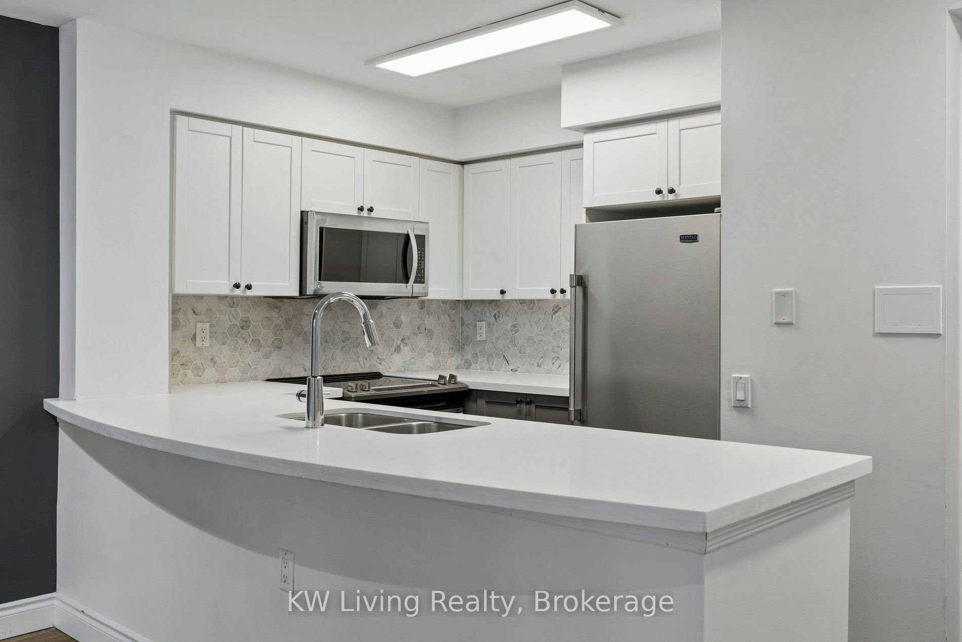 707-388 Bloor Street E, Toronto, ON, M4W 3W9 - 7