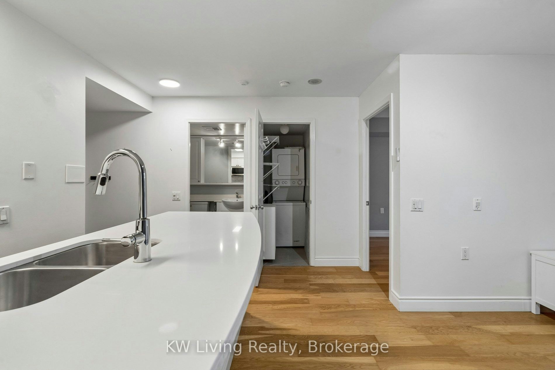 707-388 Bloor Street E, Toronto, ON, M4W 3W9 - 9
