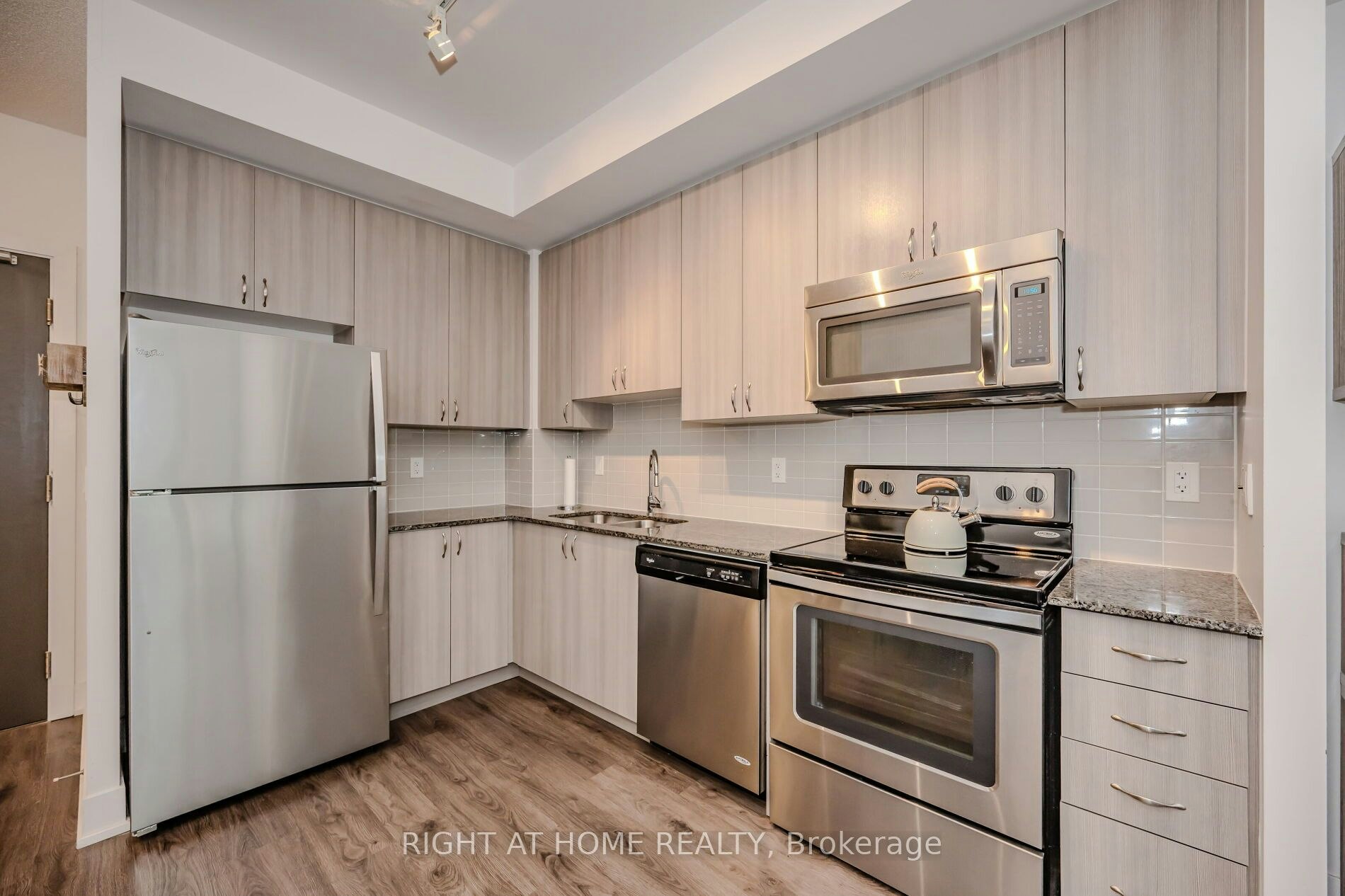 603-68 Merton Street, Toronto, ON, M4S 1A1 - 8