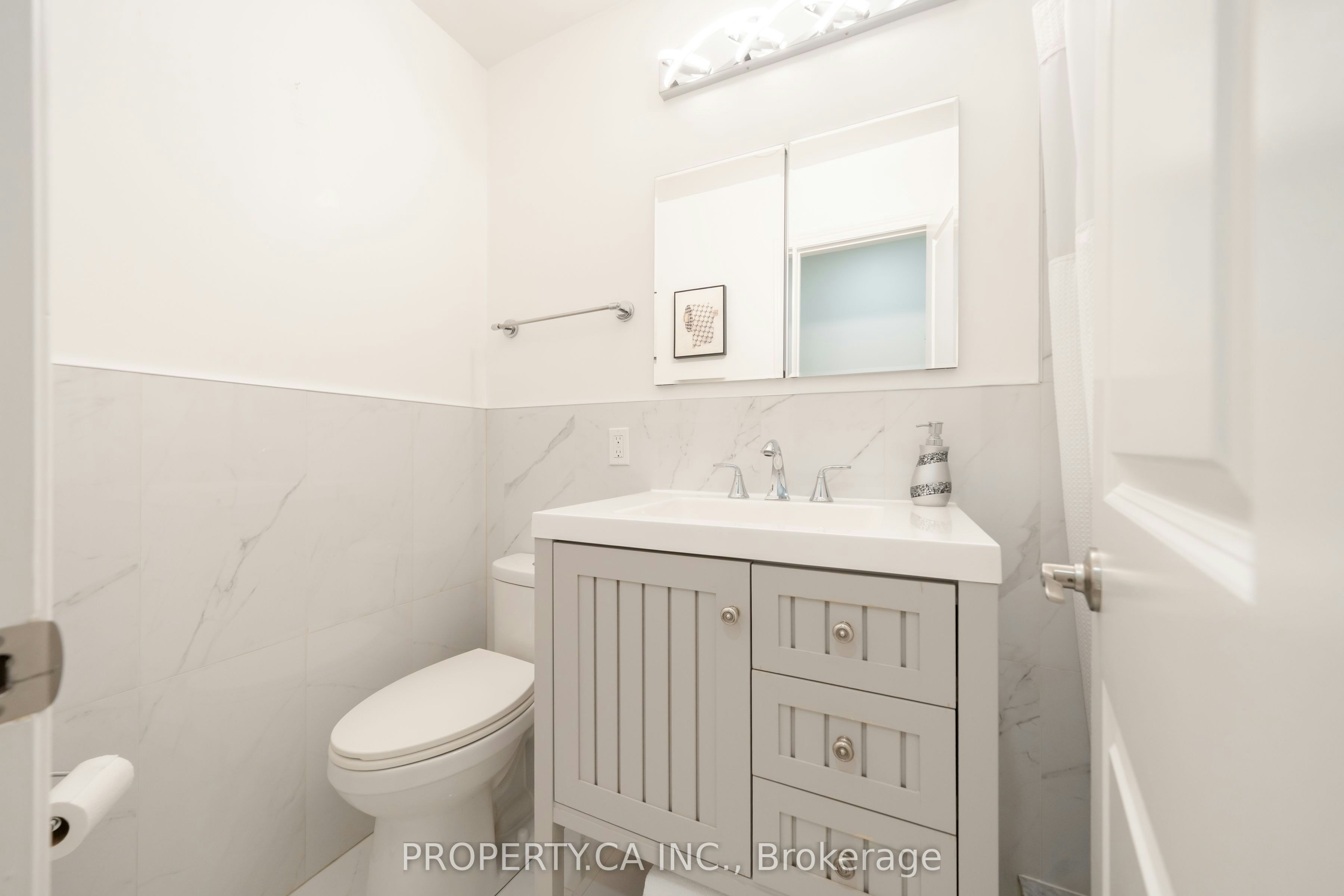 8-963 Avenue Road, Toronto, ON, M5P 2K9 - 23