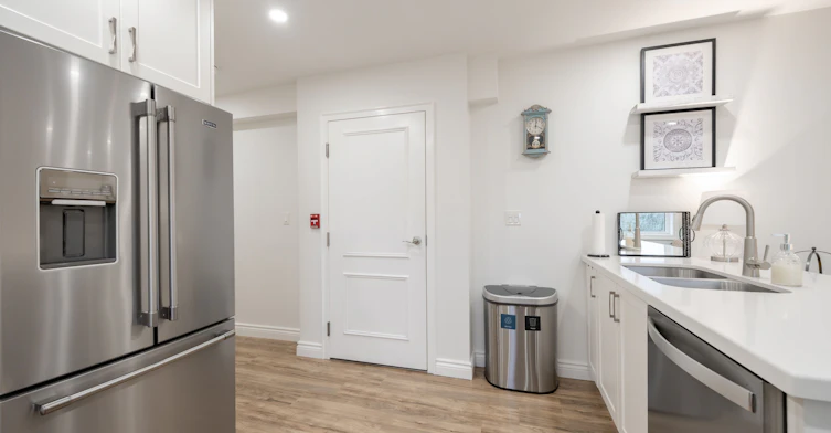 8-963 Avenue Road, Toronto, ON, M5P 2K9 - 13