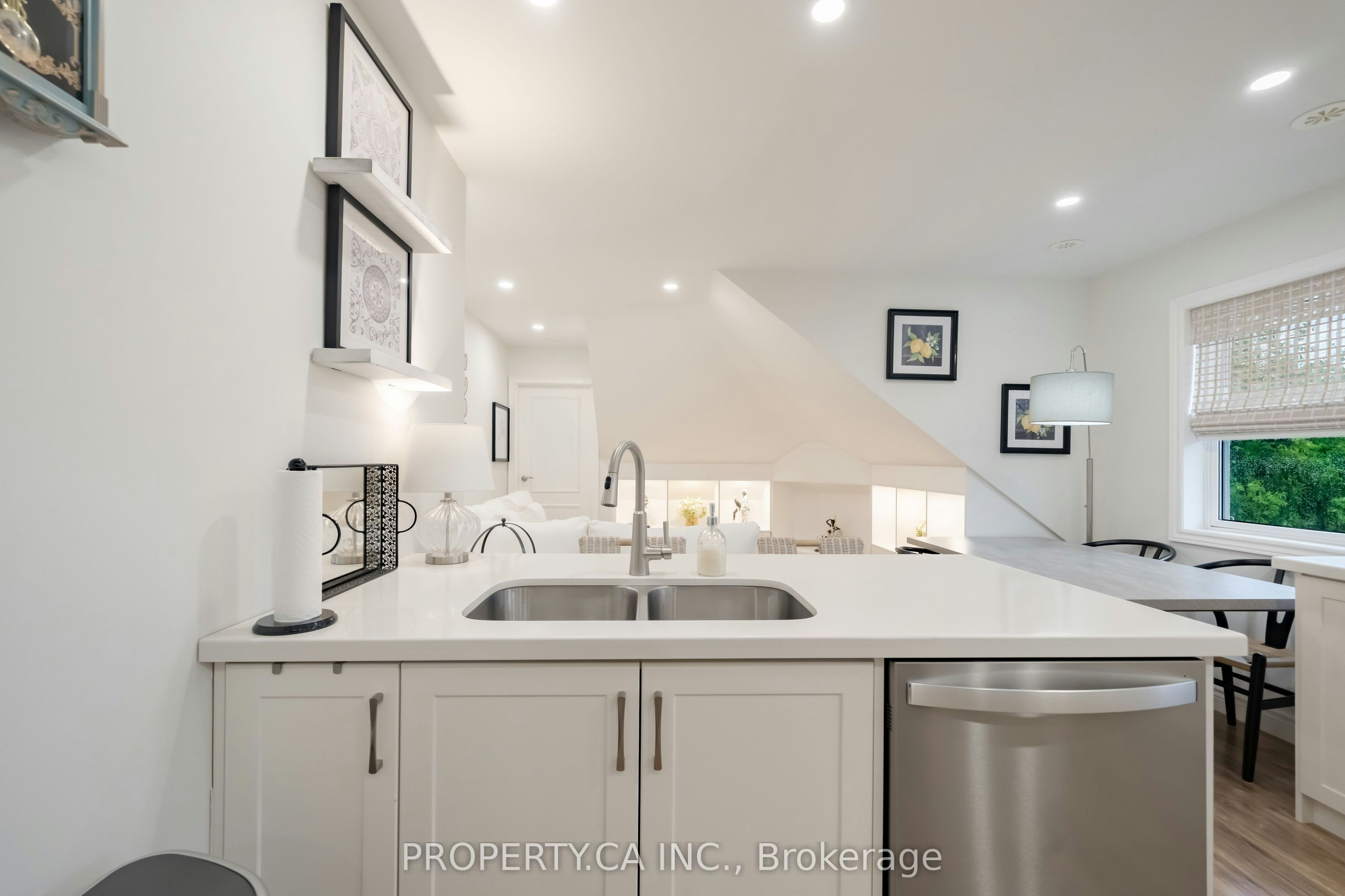 8-963 Avenue Road, Toronto, ON, M5P 2K9 - 18