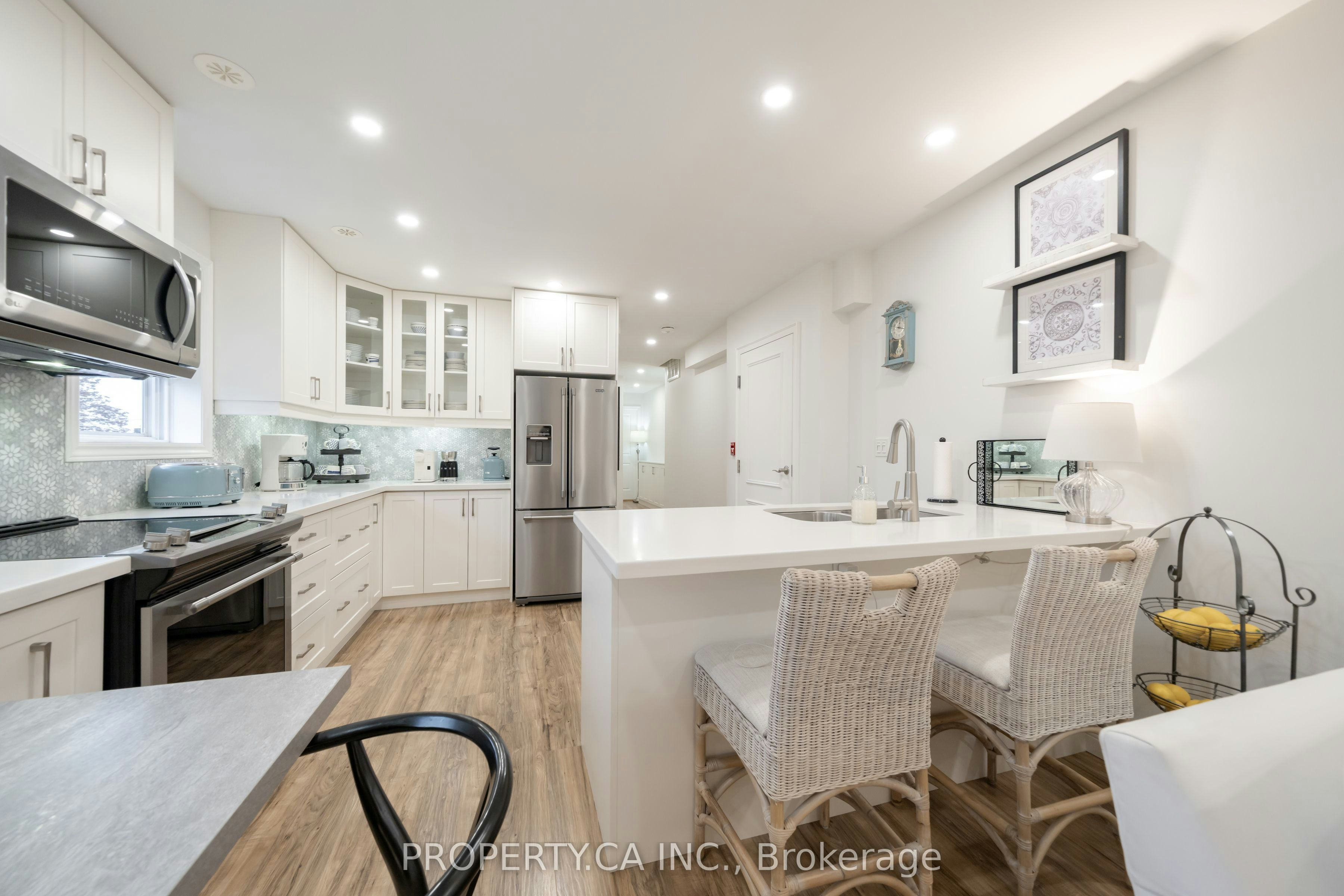 8-963 Avenue Road, Toronto, ON, M5P 2K9 - 16