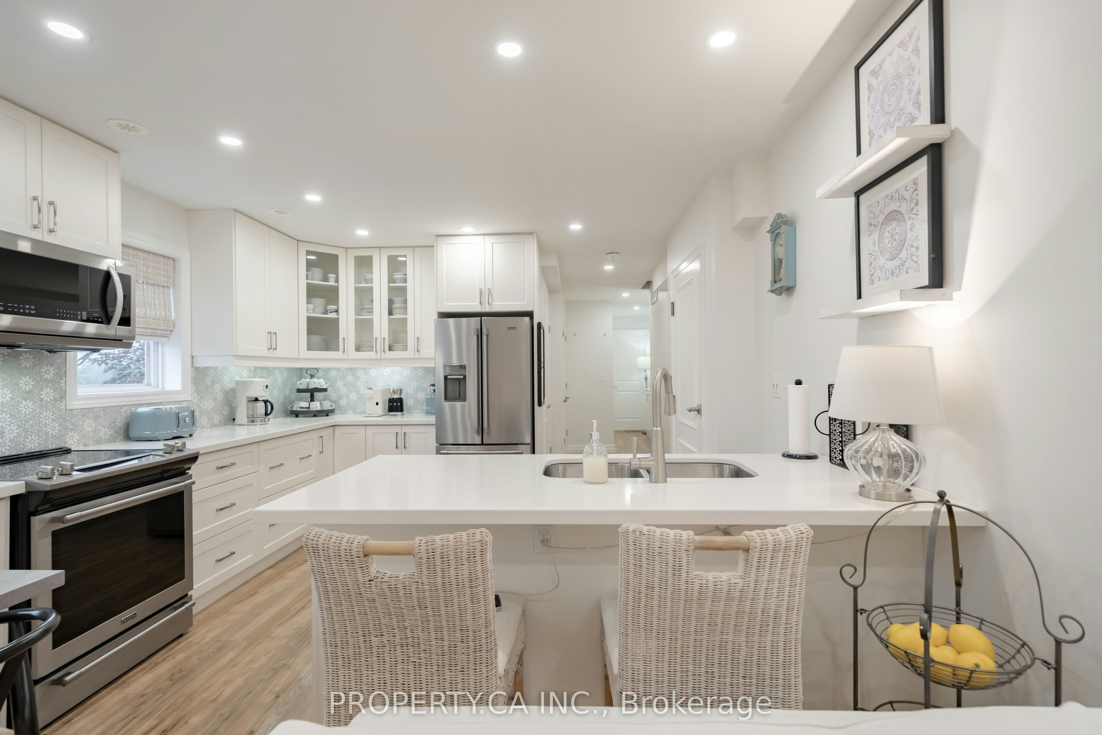 8-963 Avenue Road, Toronto, ON, M5P 2K9 - 8