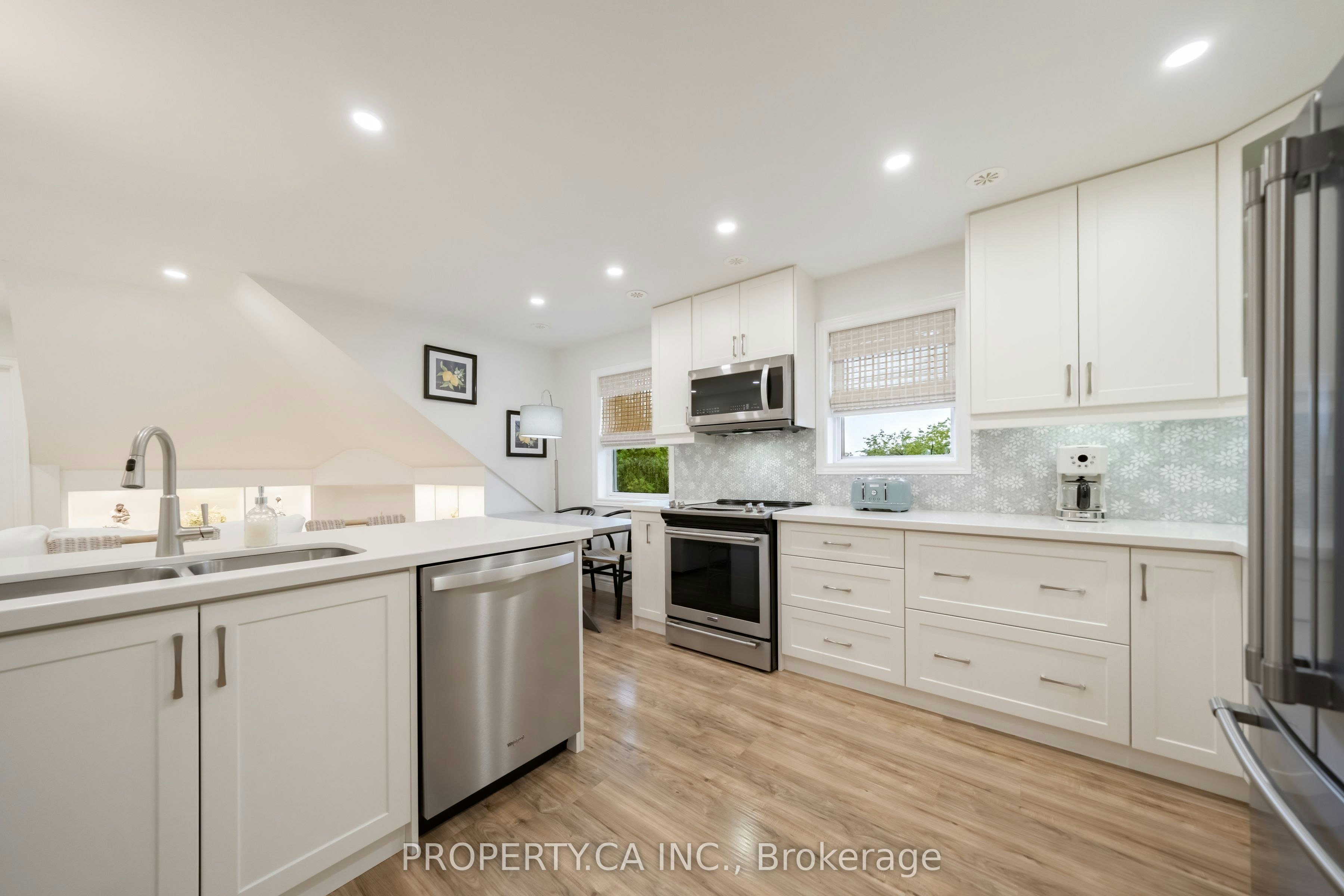 8-963 Avenue Road, Toronto, ON, M5P 2K9 - 4