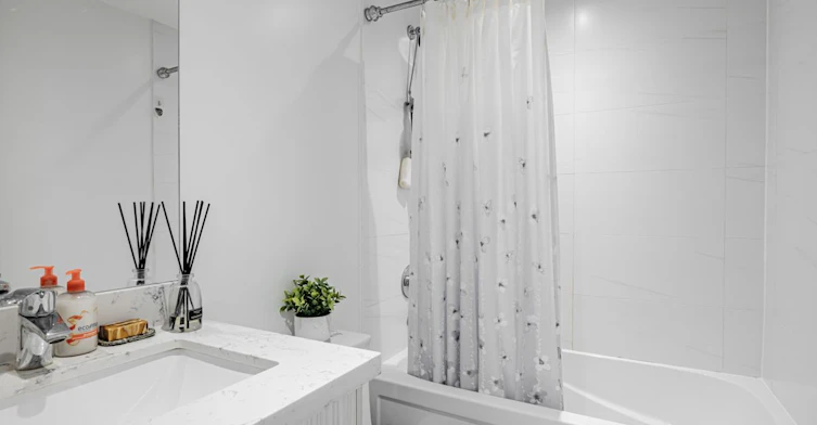 1-17 Greenbriar Road, Toronto, ON, M2K 0G7 - 16