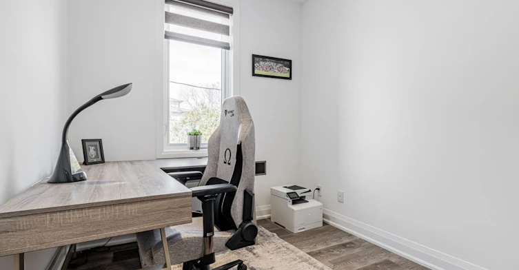 1-17 Greenbriar Road, Toronto, ON, M2K 0G7 - 17