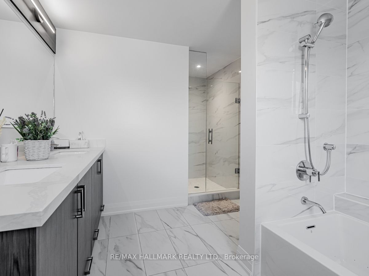 1-17 Greenbriar Road, Toronto, ON, M2K 0G7 - 19