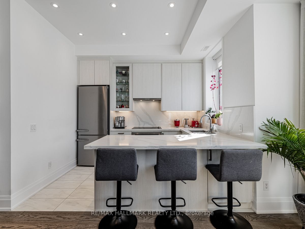 1-17 Greenbriar Road, Toronto, ON, M2K 0G7 - 8