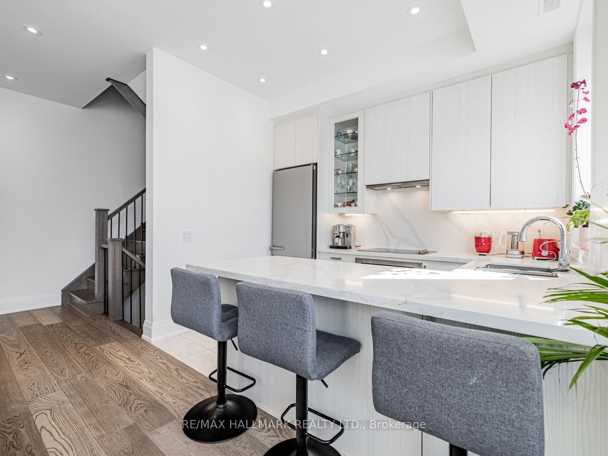 1-17 Greenbriar Road, Toronto, ON, M2K 0G7 - 9