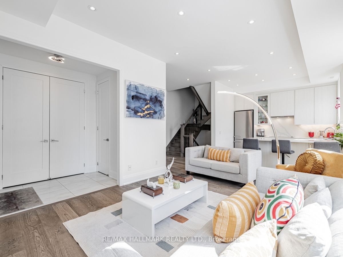 1-17 Greenbriar Road, Toronto, ON, M2K 0G7 - 4