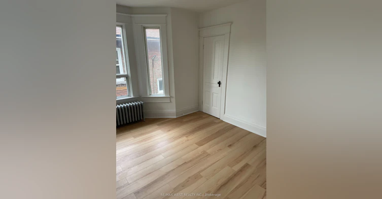2nd Floor-734 Manning Avenue, Toronto, ON, M6G 2W4 - 21