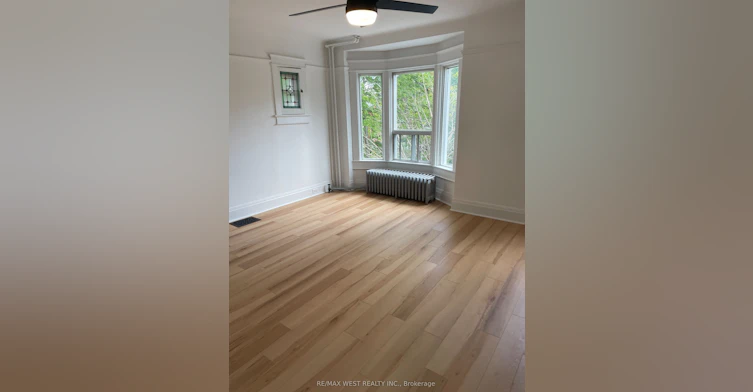 2nd Floor-734 Manning Avenue, Toronto, ON, M6G 2W4 - 16