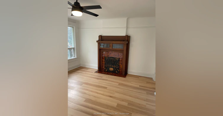 2nd Floor-734 Manning Avenue, Toronto, ON, M6G 2W4 - 15