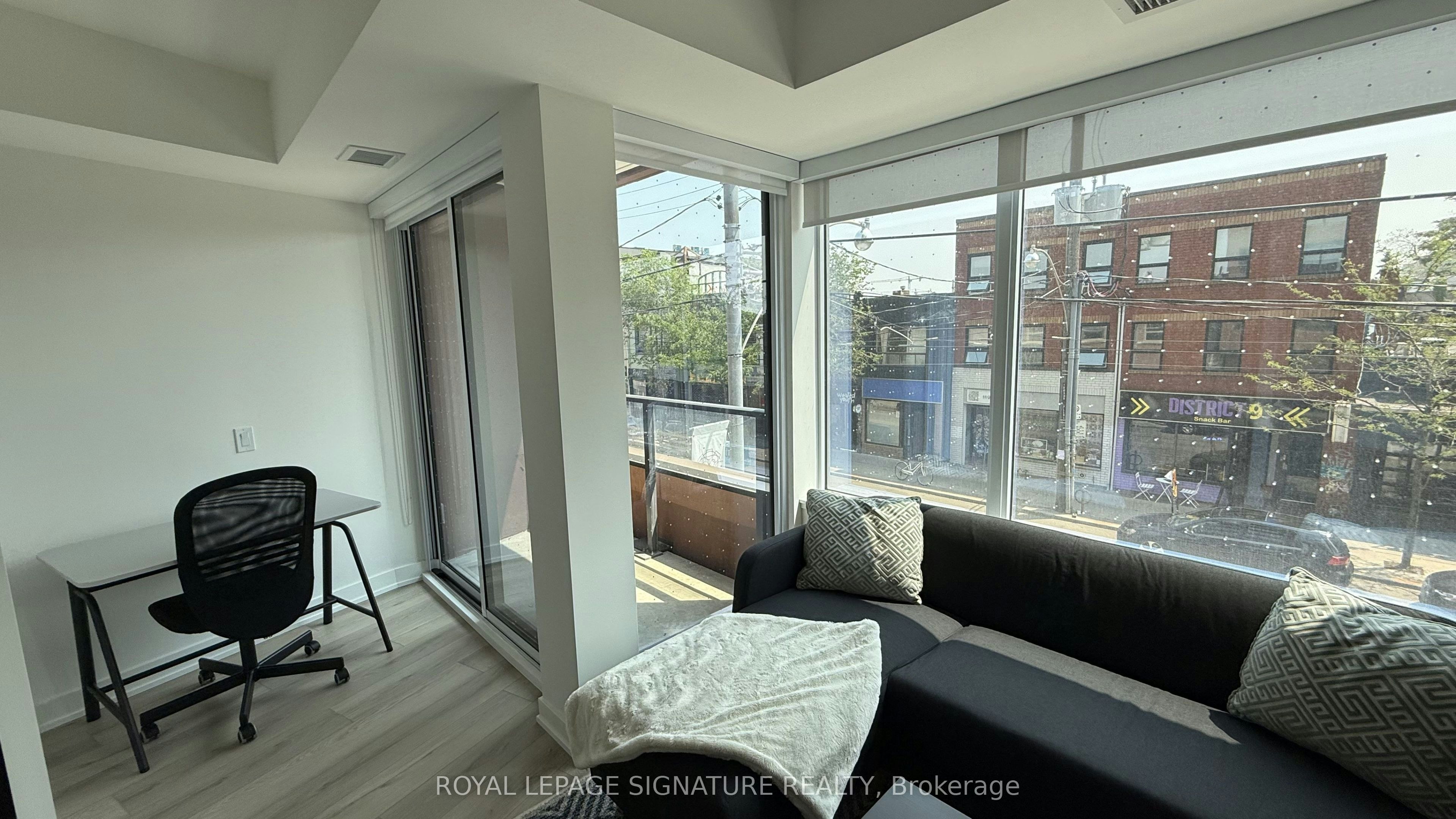 203-5 Lakeview Avenue S, Toronto, ON, M6J 0H3 - 10