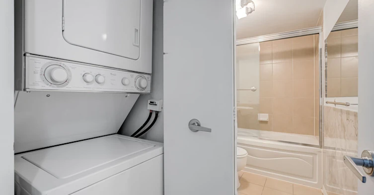 2101-381 Front Street W, Toronto, ON, M5V 3R8 - 19