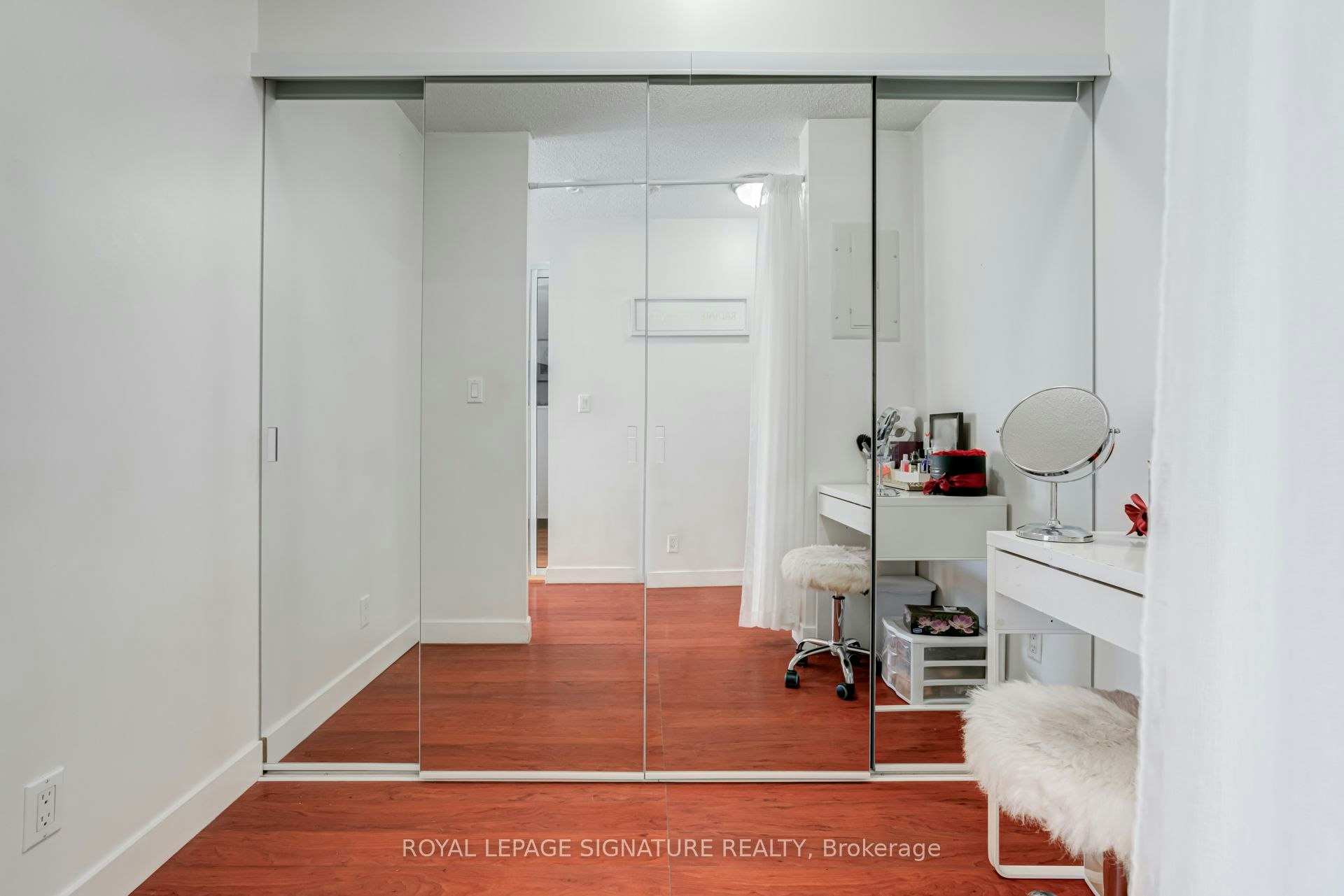2101-381 Front Street W, Toronto, ON, M5V 3R8 - 17