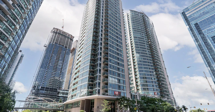 2101-381 Front Street W, Toronto, ON, M5V 3R8