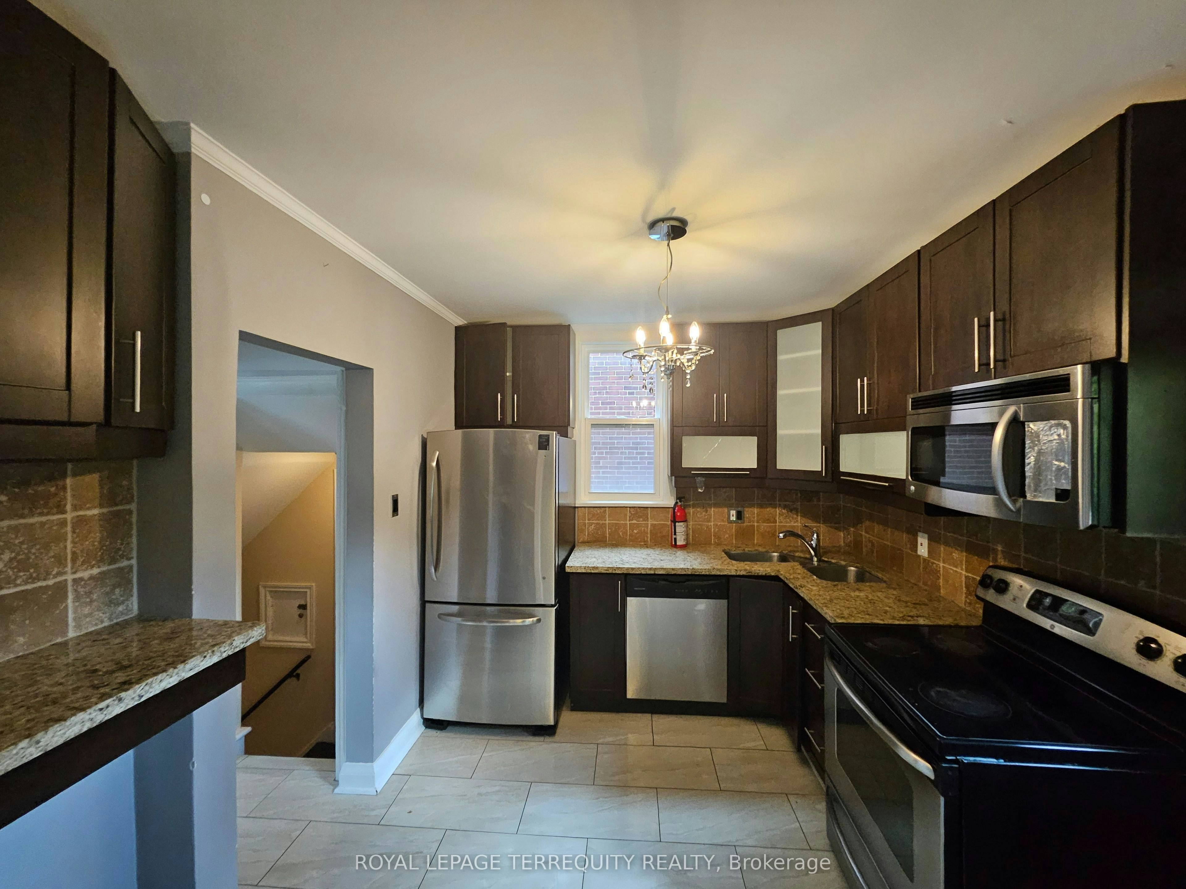 319 Lawrence Avenue W, Toronto, ON, M5M 1B5 - 12