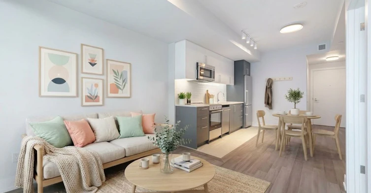 805-2525 Bathurst Street, Toronto, ON, M6B 2Y9