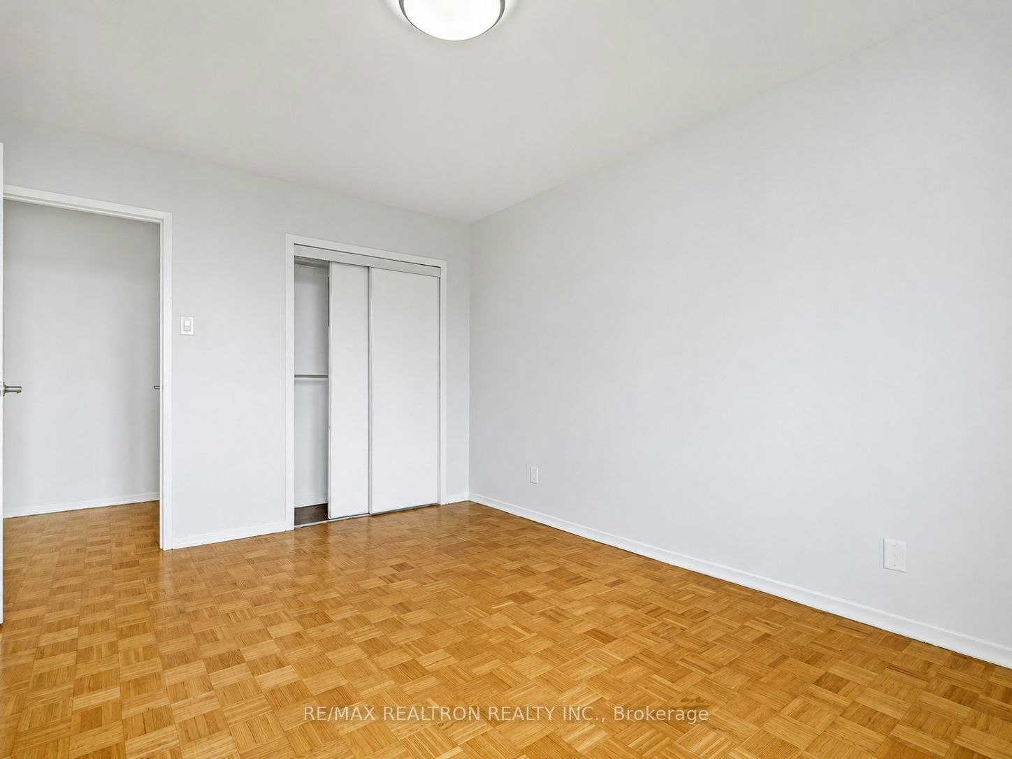 804-525 Eglinton Avenue E, Toronto, ON, M4P 2P6 - 7