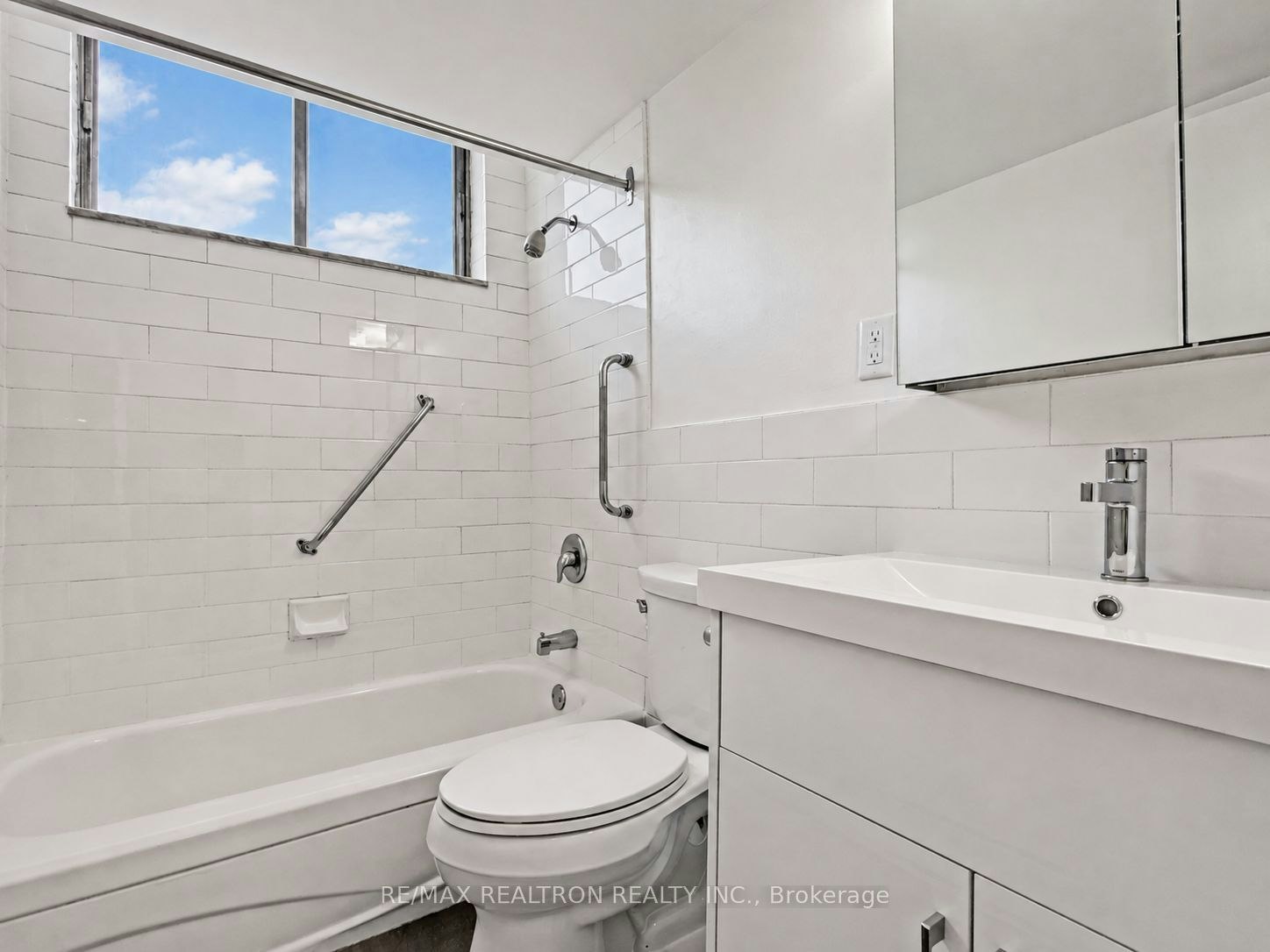 804-525 Eglinton Avenue E, Toronto, ON, M4P 2P6 - 10