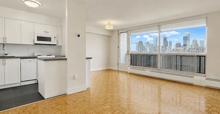 1410-666 Spadina Avenue, Toronto, ON, M5S 2H8