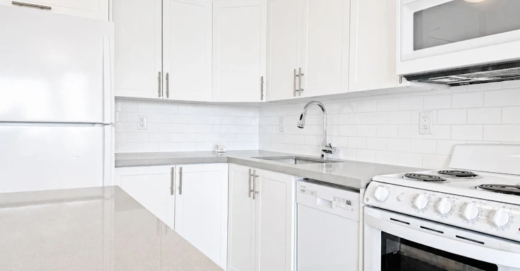 1410-666 Spadina Avenue, Toronto, ON, M5S 2H8 - 3