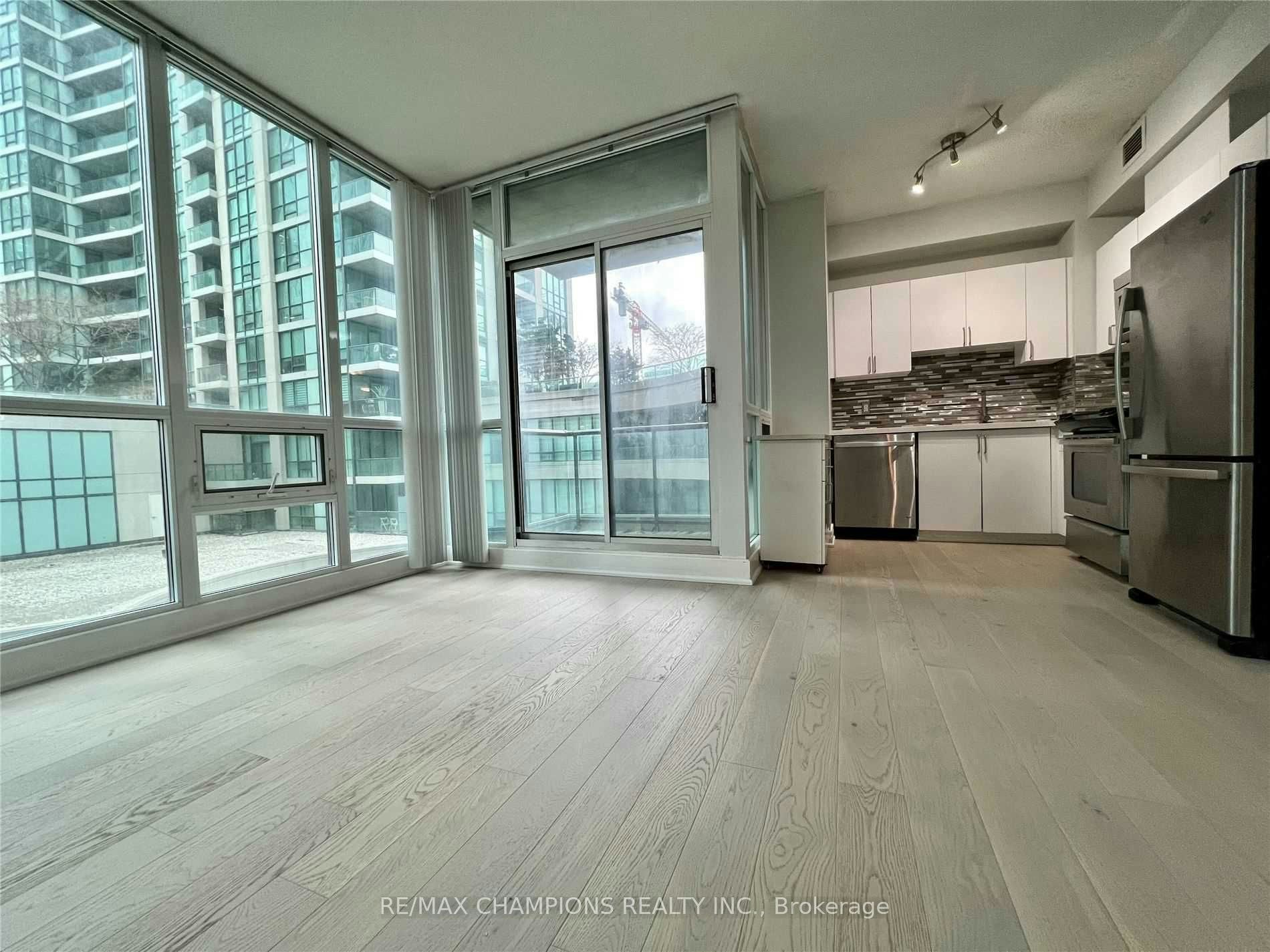 402-12 Yonge Street E, Toronto, ON, M5E 1Z9 - 12