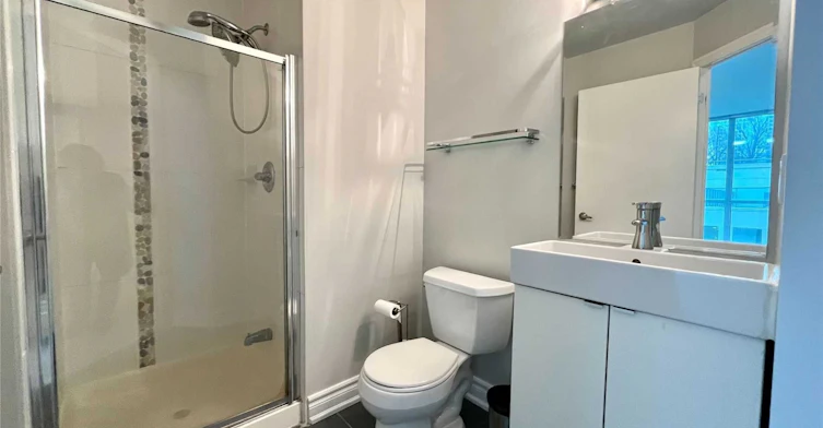 402-12 Yonge Street E, Toronto, ON, M5E 1Z9 - 10