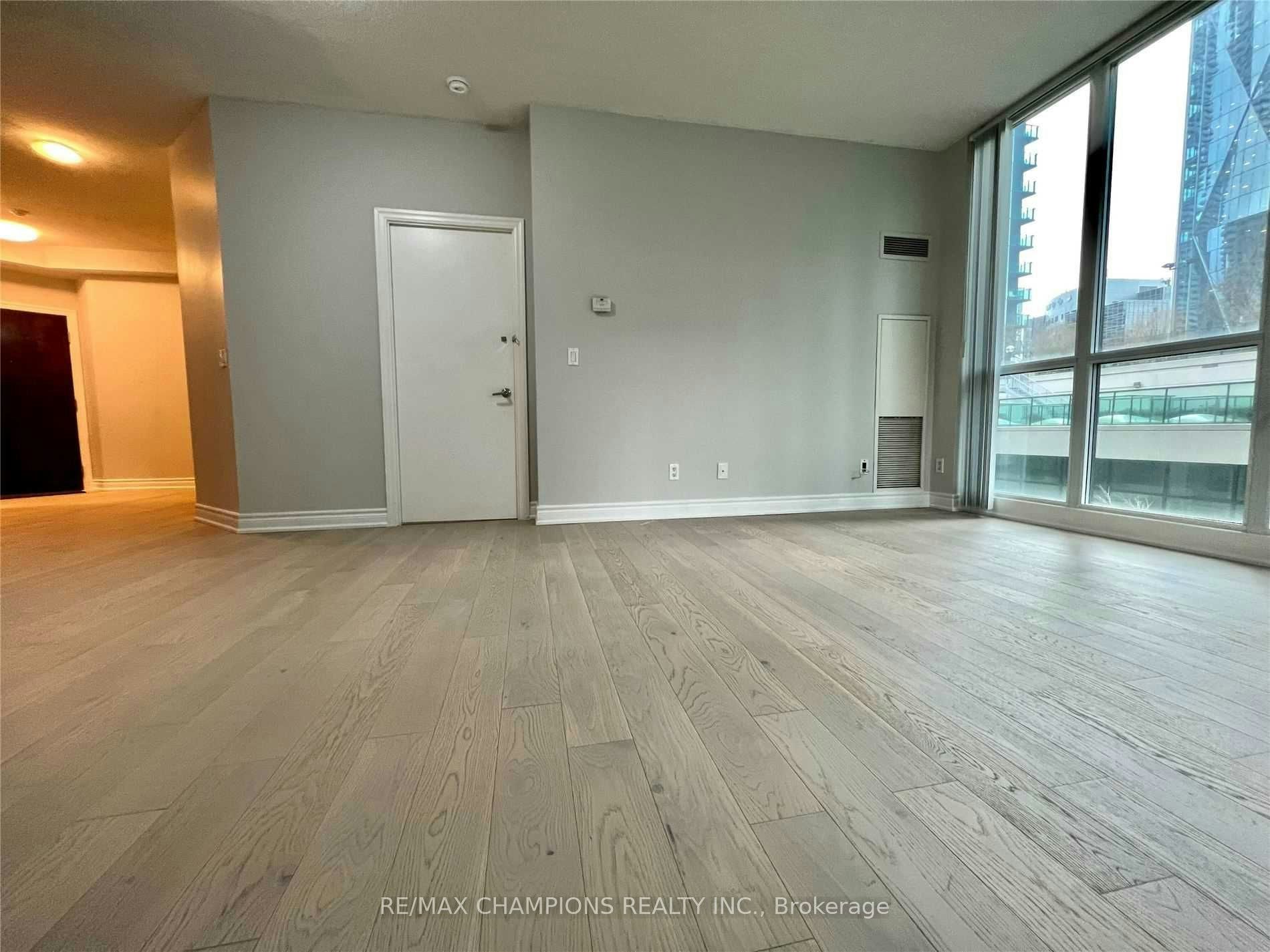 402-12 Yonge Street E, Toronto, ON, M5E 1Z9 - 8