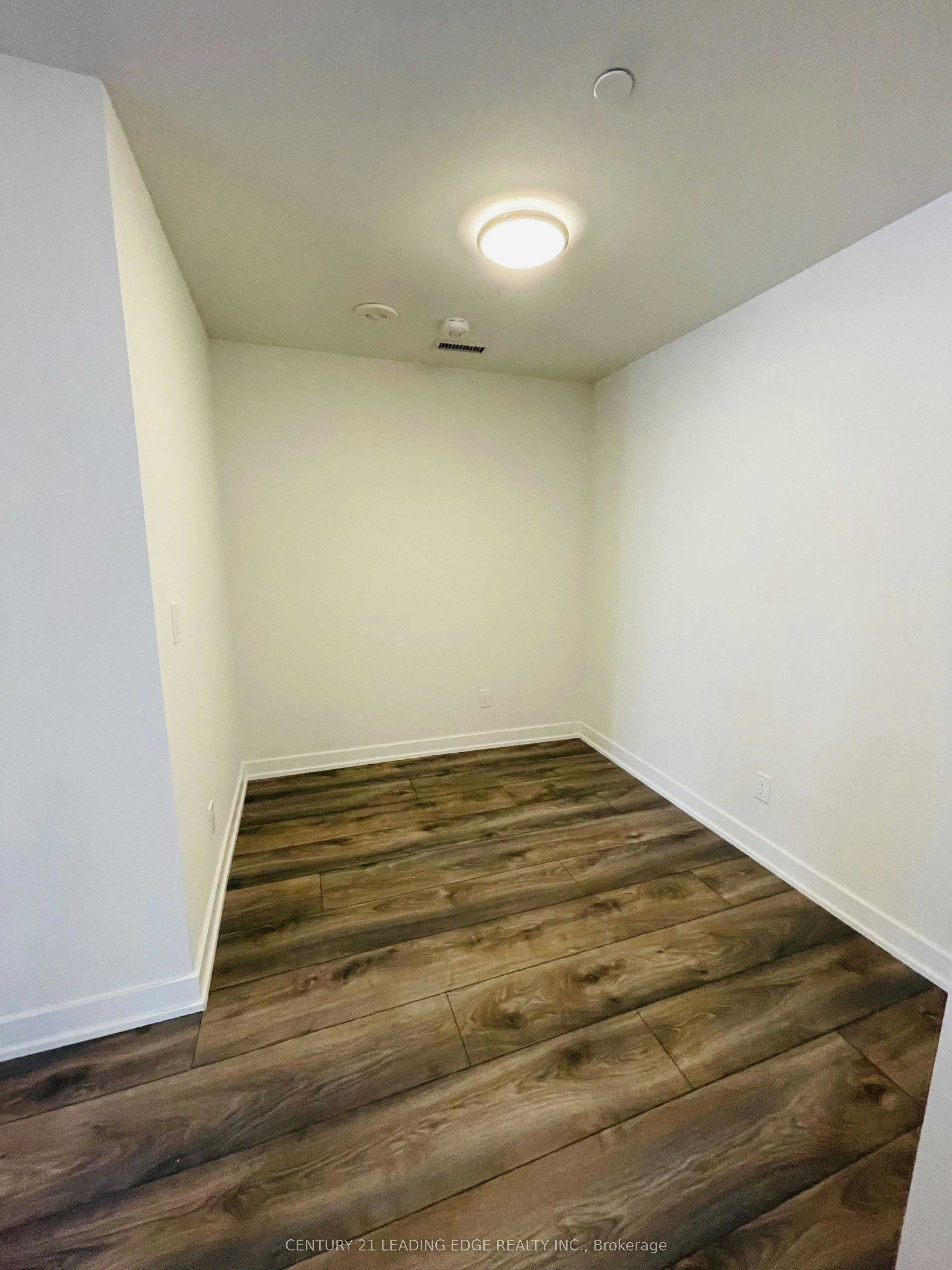 911-15 Ellerslie Avenue, Toronto, ON, M2N 0L7 - 10