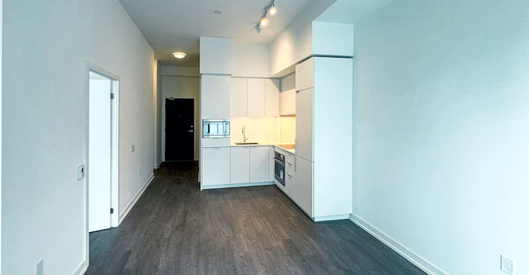 S802-8 Olympic Garden Drive, Toronto, ON, M2M 0B9 - 7