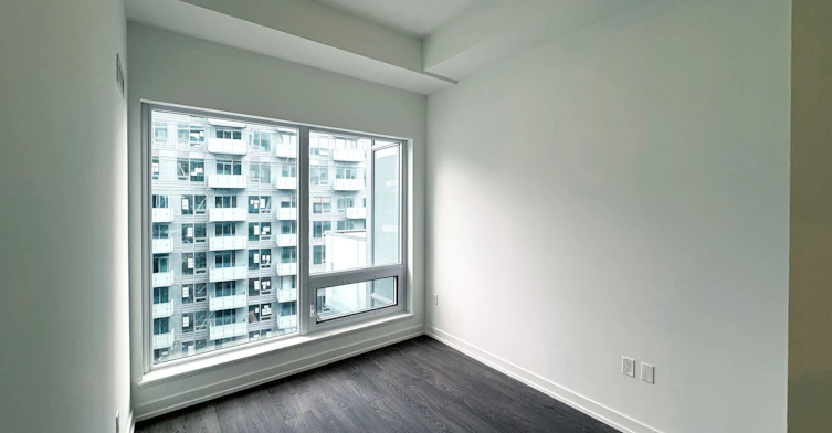S802-8 Olympic Garden Drive, Toronto, ON, M2M 0B9 - 12