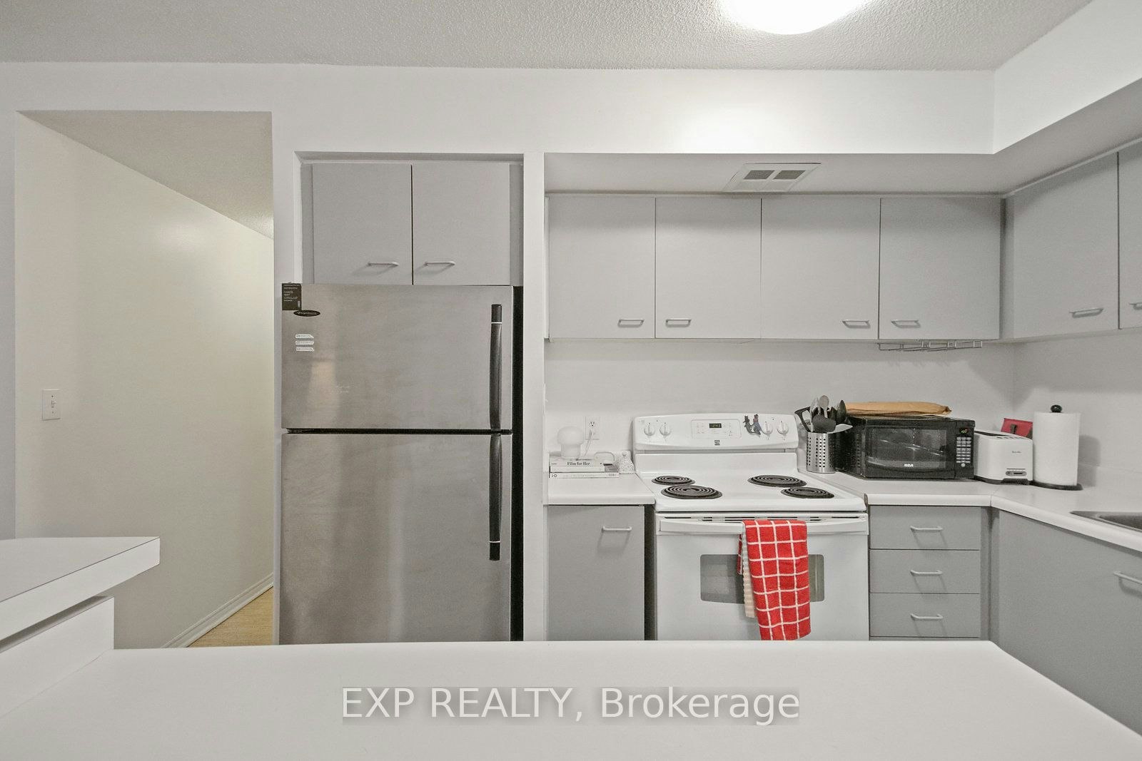 808-25 The Esplanade N/A, Toronto, ON, M5E 1W5 - 7