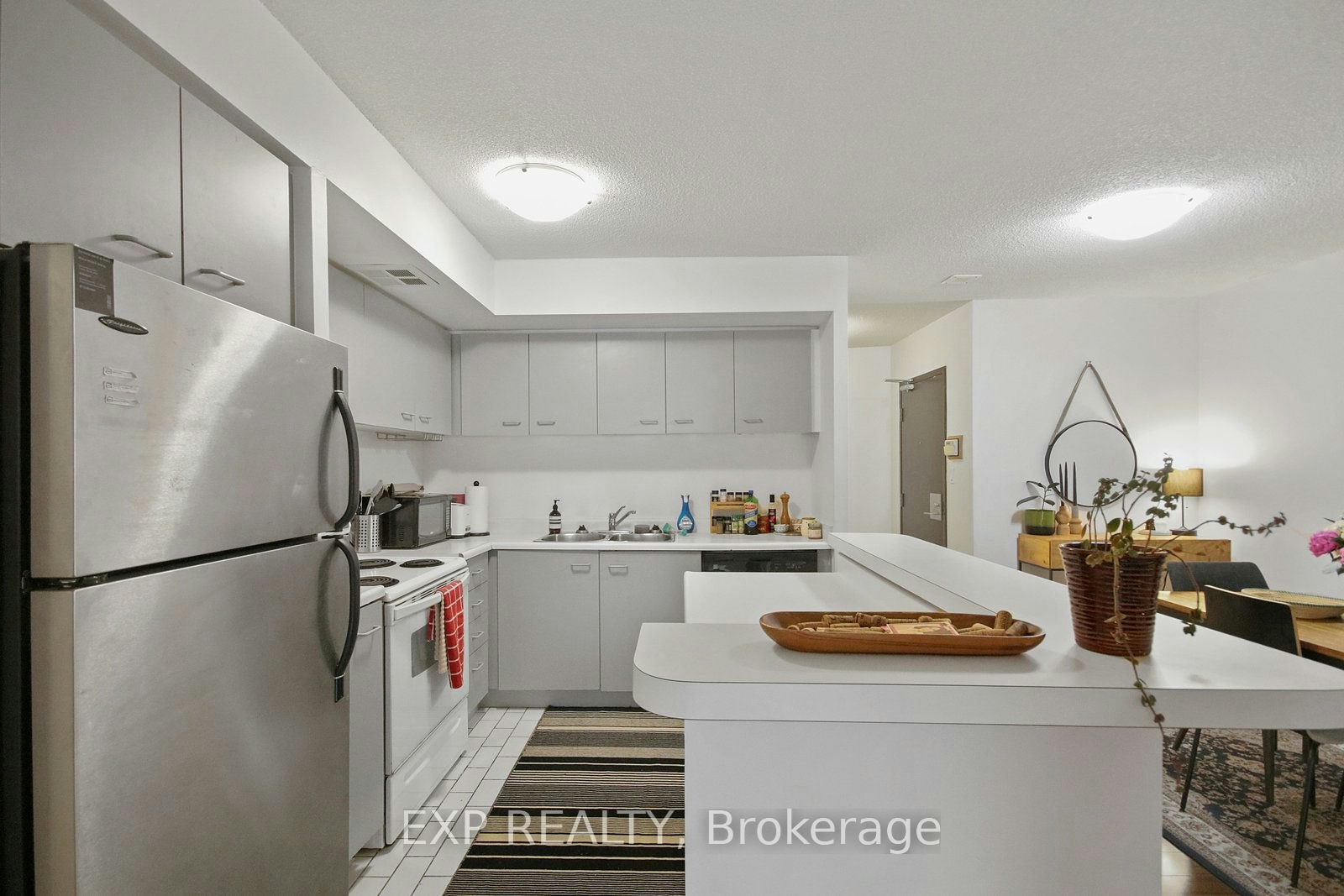 808-25 The Esplanade N/A, Toronto, ON, M5E 1W5 - 9