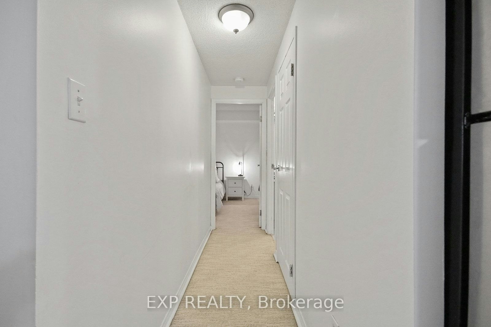 808-25 The Esplanade N/A, Toronto, ON, M5E 1W5 - 11