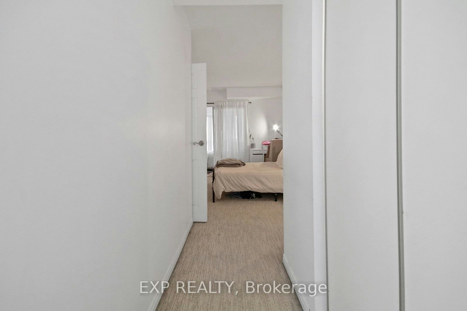 808-25 The Esplanade N/A, Toronto, ON, M5E 1W5 - 18