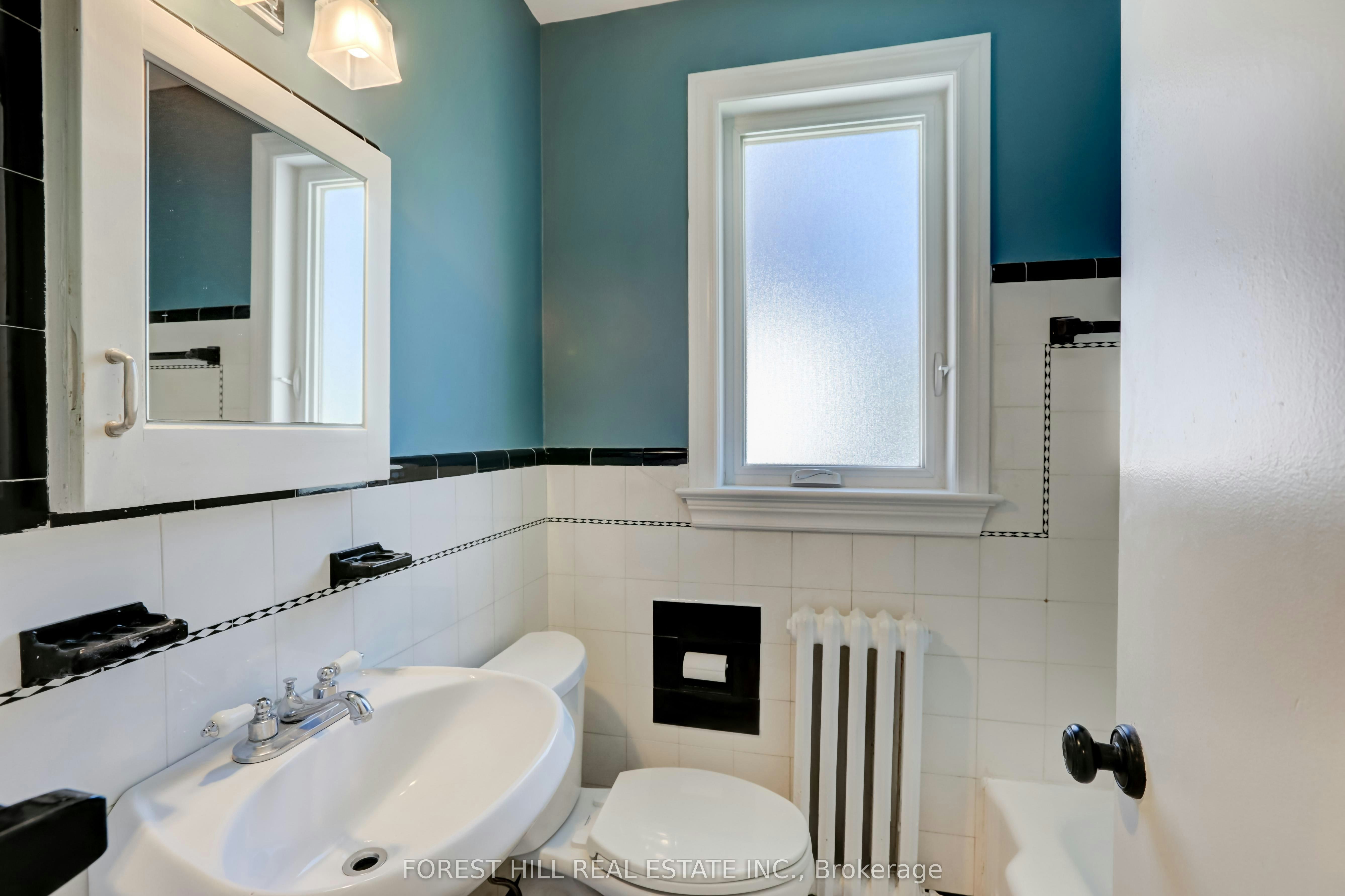 4-345 Walmer Road, Toronto, ON, M5R 2Y3 - 15