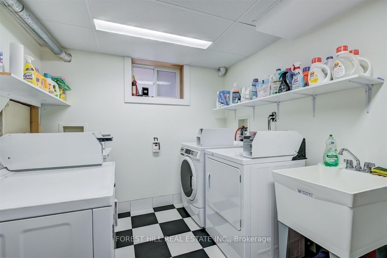 4-345 Walmer Road, Toronto, ON, M5R 2Y3 - 17
