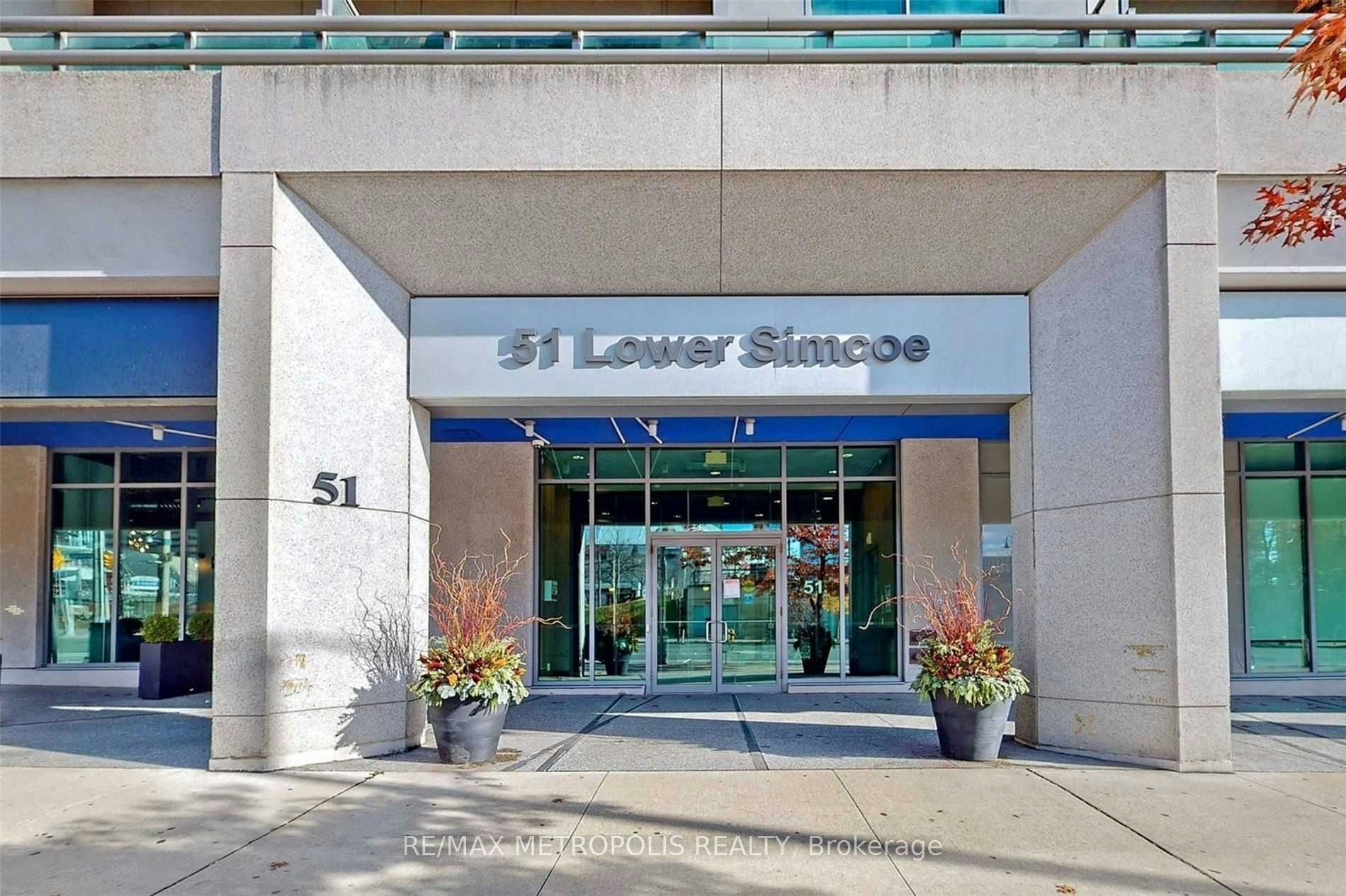 1005-51 Lower Simcoe Street, Toronto, ON, M5J 3A2