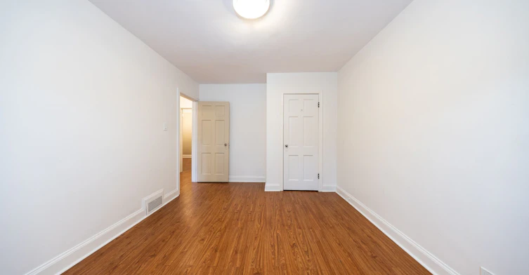 Main-222 Joicey Boulevard, Toronto, ON, M5M 2V5 - 32