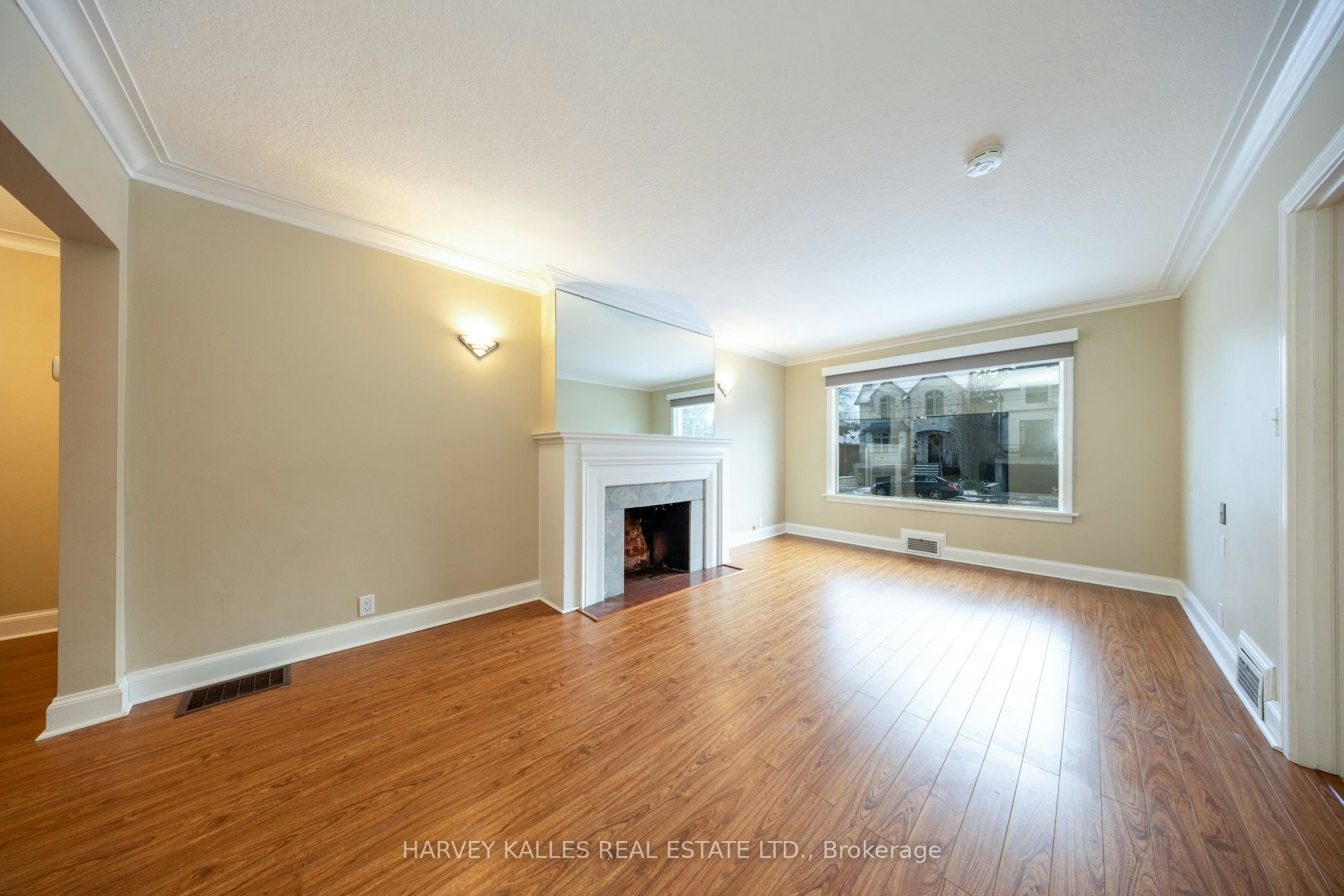 Main-222 Joicey Boulevard, Toronto, ON, M5M 2V5 - 10